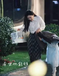 婚色已晚：一场迟来的救赎，中年夫妻的婚姻困局